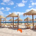 #235 New Town Nightlife Nearby Appartement Albufeira