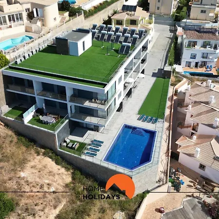 #235 New Town Nightlife Nearby Albufeira